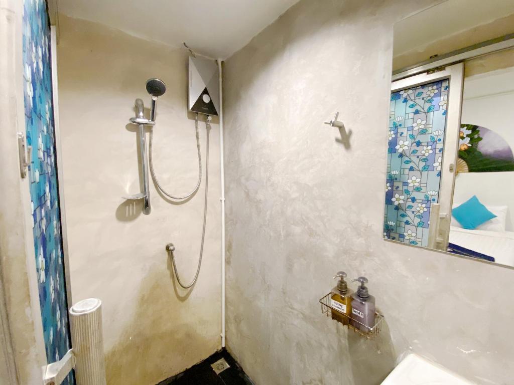 Remember at Phuket Town Hostel - Resim 37