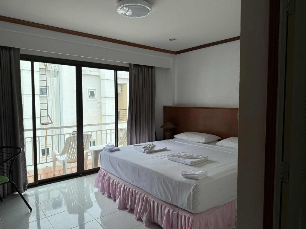 Flowernight Guesthouse - Resim 7