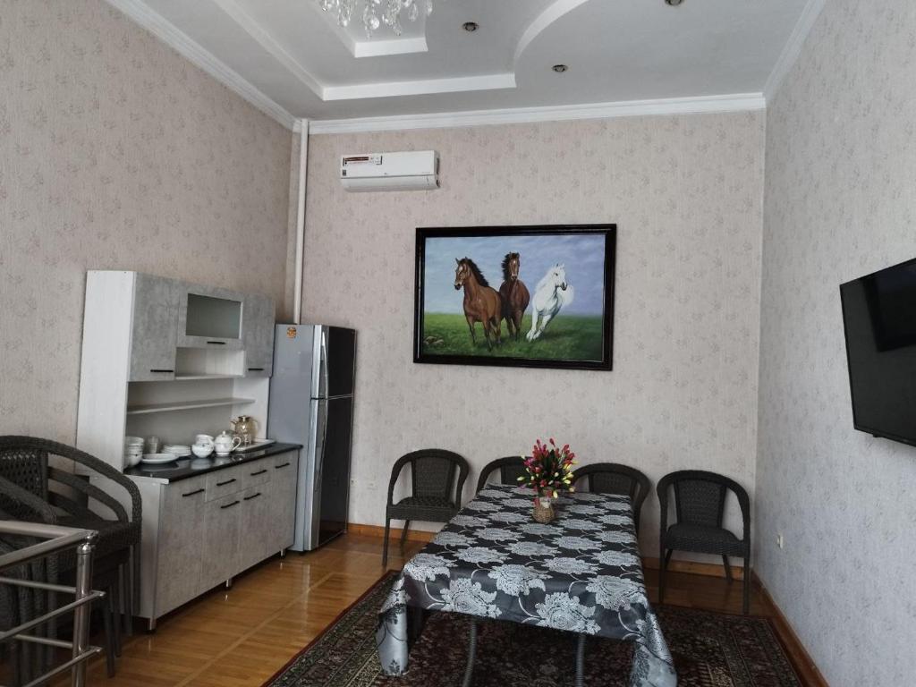 Kuchyň nebo kuchyňský kout v ubytování Dds Hostel