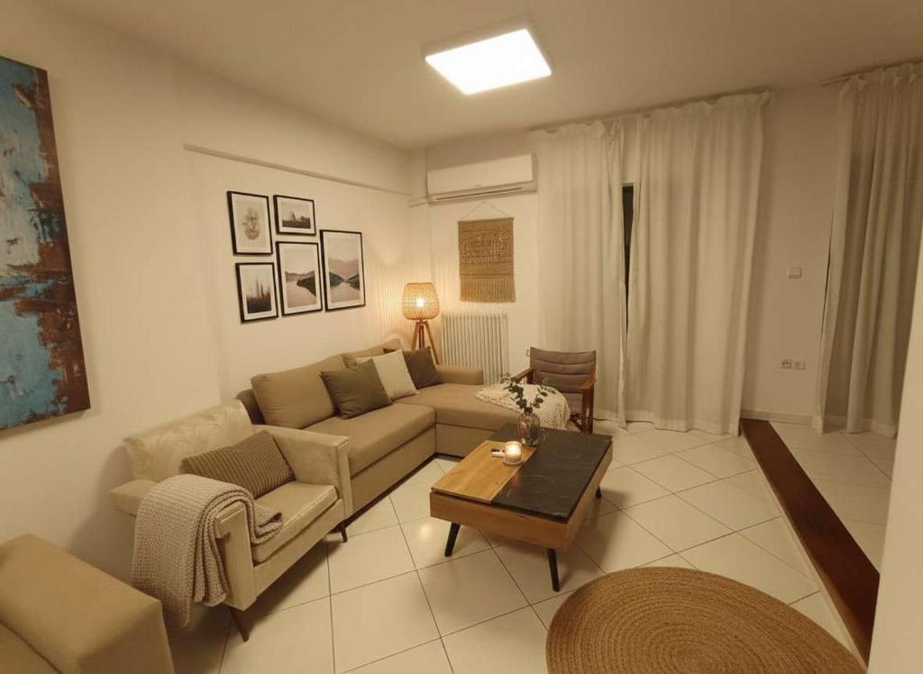 Modern Ease by the CoastFaliro 2Bed Gem