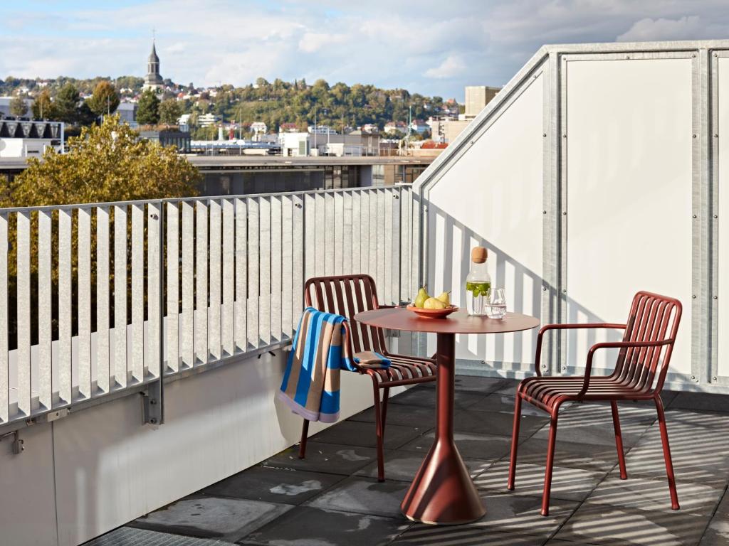 Numa Stuttgart Rotebühlplatz - Resim 15