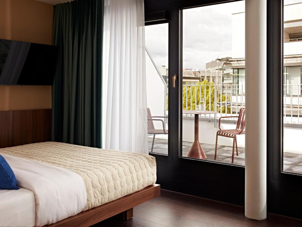 Numa Stuttgart Rotebühlplatz - Resim 30