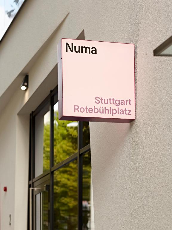 Numa Stuttgart Rotebühlplatz - Resim 25