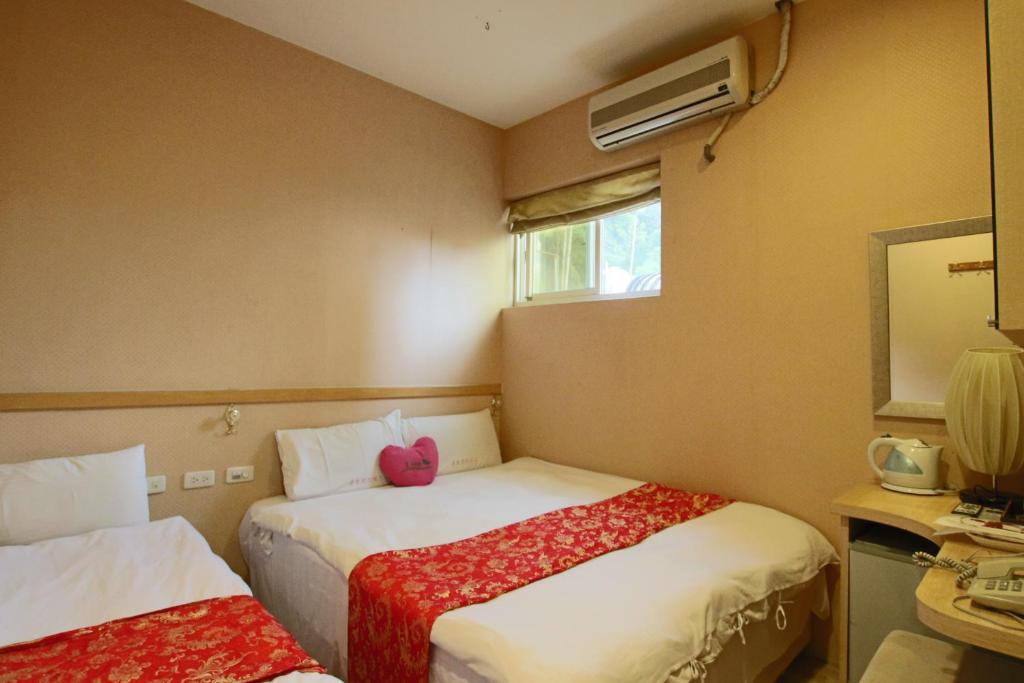 Tanxiang Resort Hotel Sun Moon Lake Harbour - Sun Moon Lake Pier - Quarto Triplo Deluxe (Com Janela)