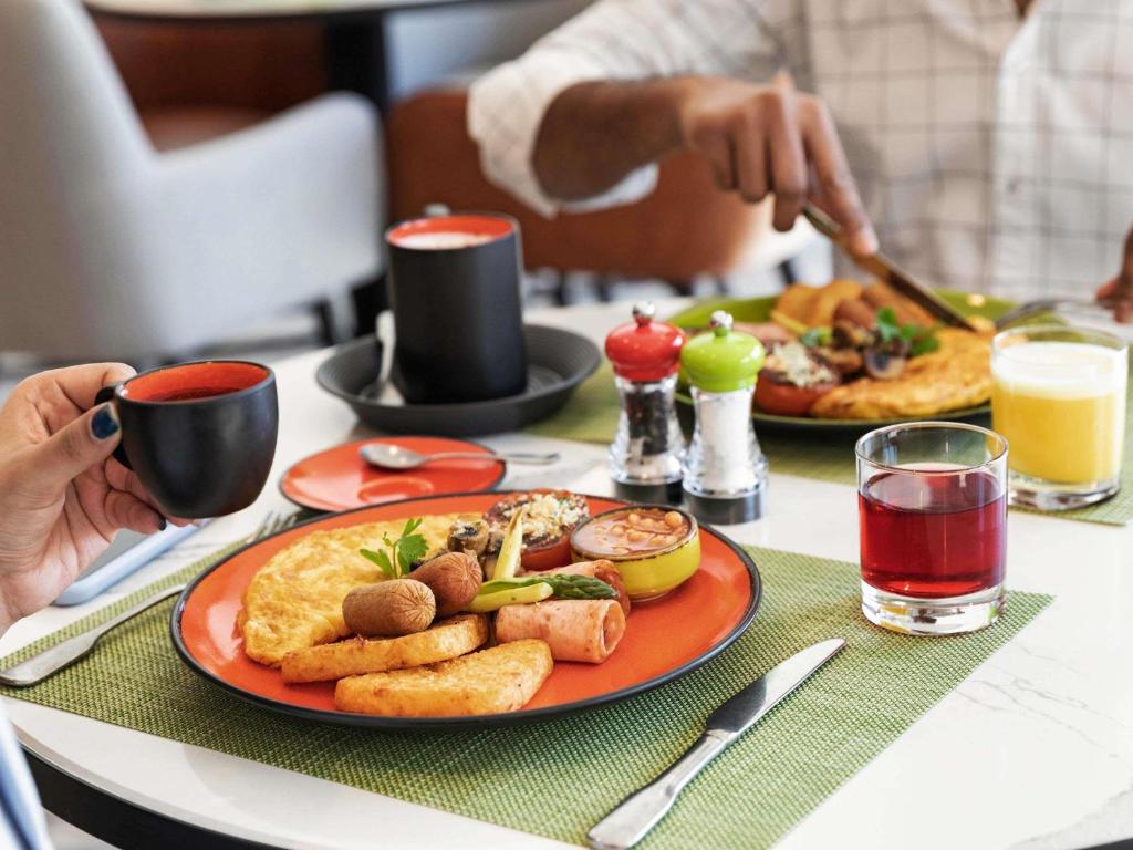 Aparthotel Adagio Dubai Deira - Resim 45