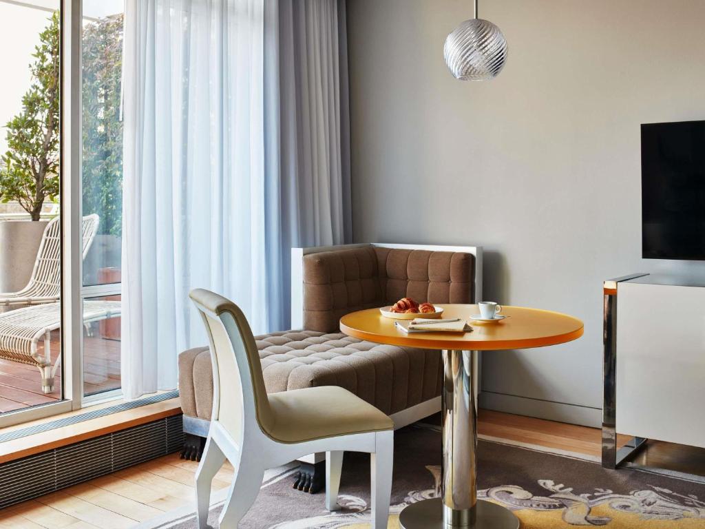 
Loft Suite with Terrace
