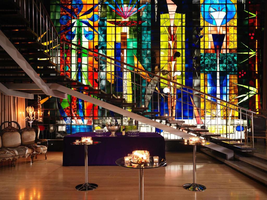 Sanderson London - Resim 32