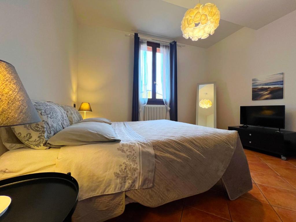 Postel nebo postele na pokoji v ubytování YAWHome B&B