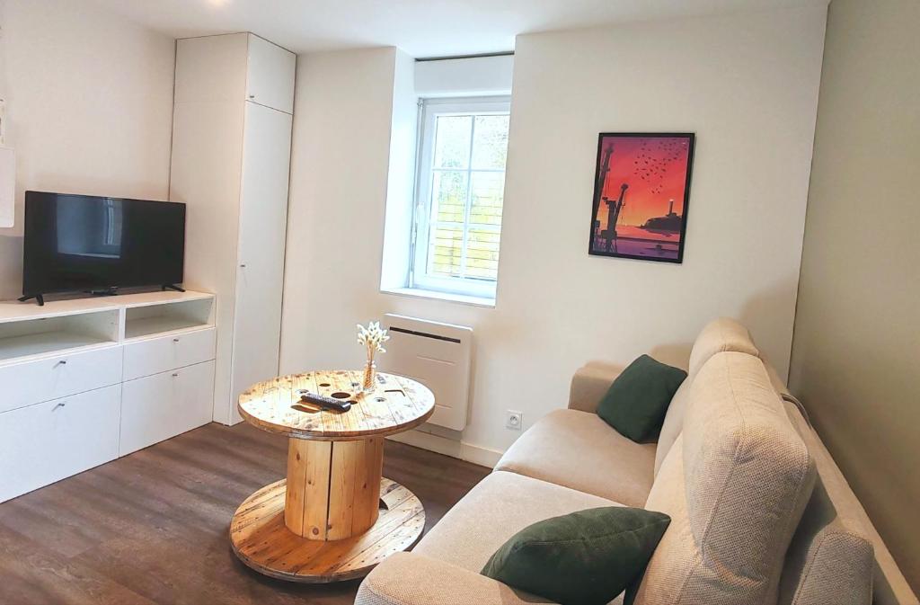 Les studios propres et tout équipés - Studio Avec Terrasse