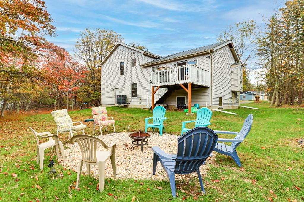 Zahrada ubytování Less Than 1 Mi to Lake Family Home in Albrightsville!