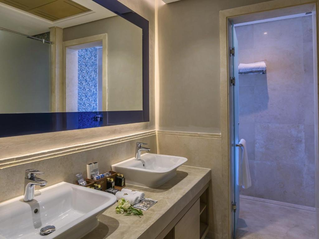 Rixos Premium Magawish Suites and Villas - 13