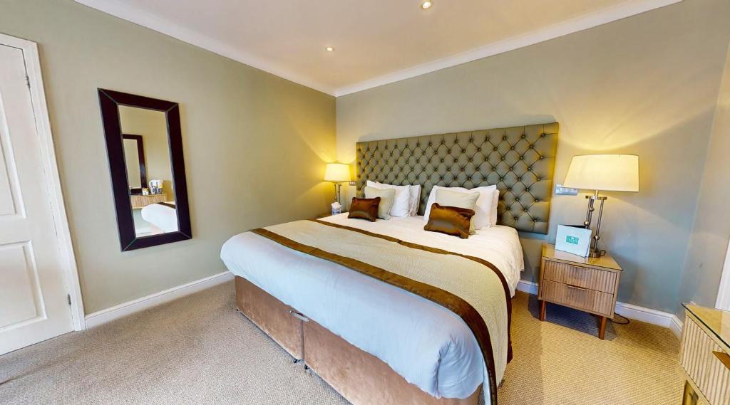 Rowton Hall Hotel and Spa - Resim 6