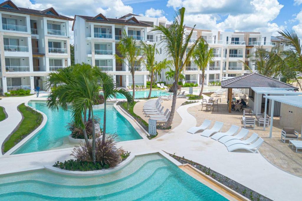 Bazén v ubytování Tropical 2BR Getaway in Dominicus Bayahibe nebo v jeho okolí