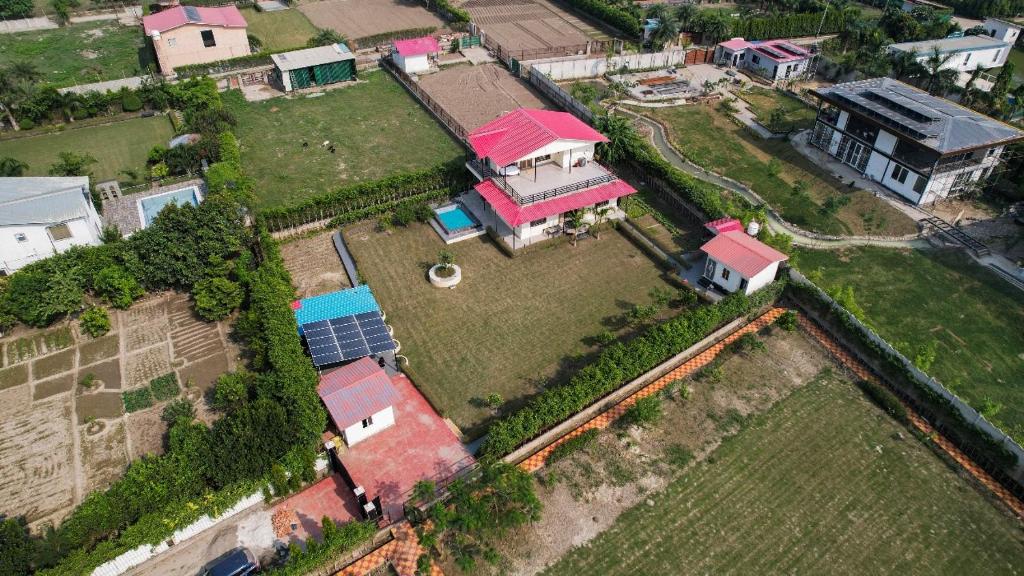 Budova, kde se farma nachází