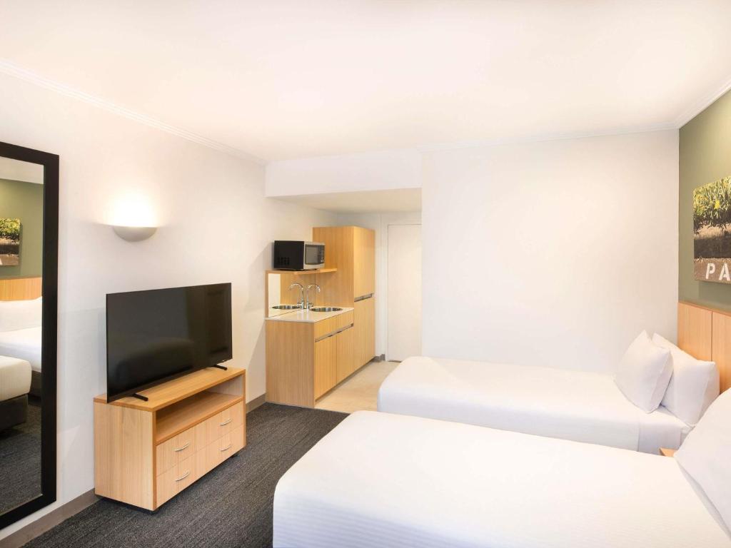 Mercure Sydney Macquarie Park - Resim 12