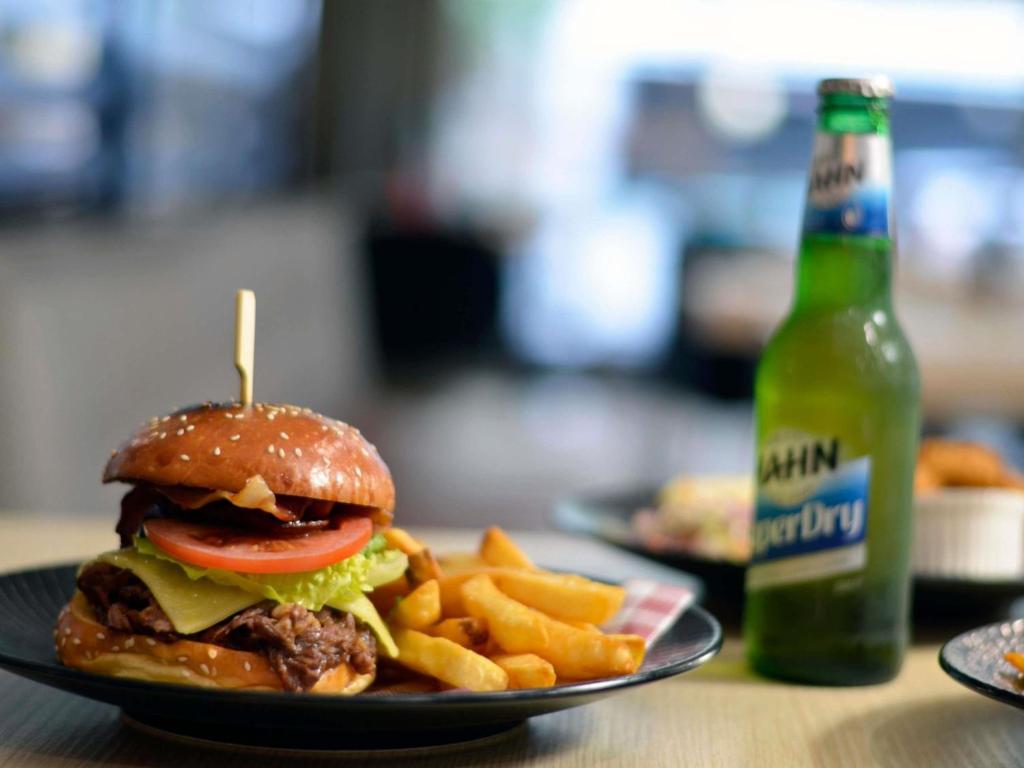 Mercure Sydney Macquarie Park - Resim 41