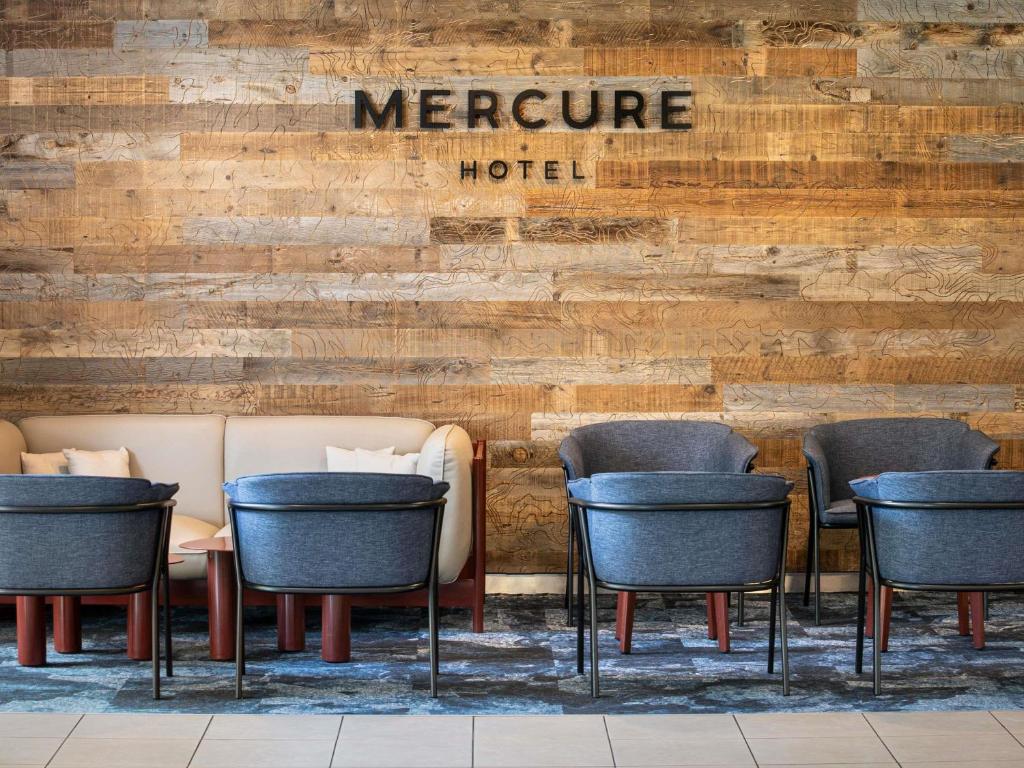 Χώρος καθιστικού στο Mercure Sydney Macquarie Park