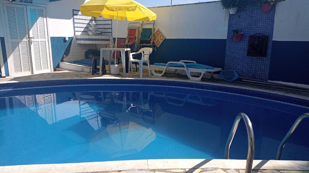 Hồ bơi trong/gần Refúgio do Khalifa