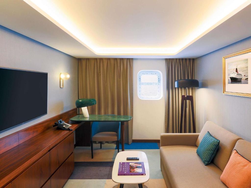 Queen Elizabeth 2 Hotel - Resim 21