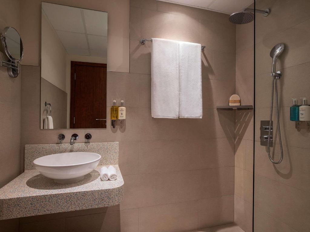 Queen Elizabeth 2 Hotel - Resim 30