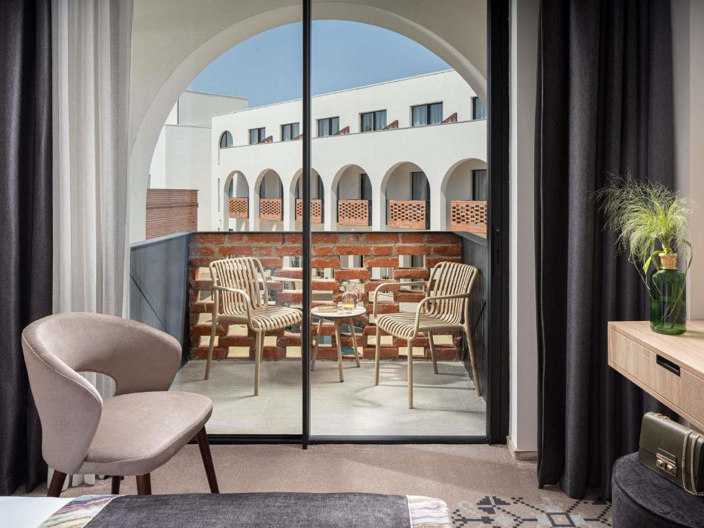 Mercure Conacul Cozieni - Resim 12