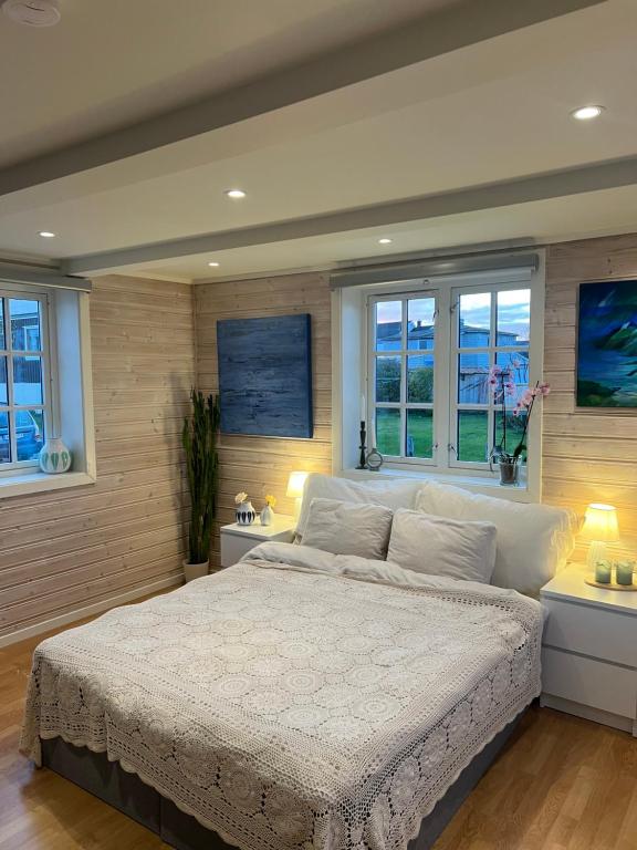 Postel nebo postele na pokoji v ubytování Lovely Little Northern House