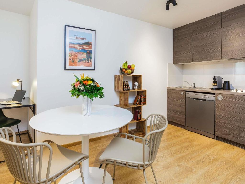 Aparthotel Adagio Montpellier Centre Comedie - Resim 13