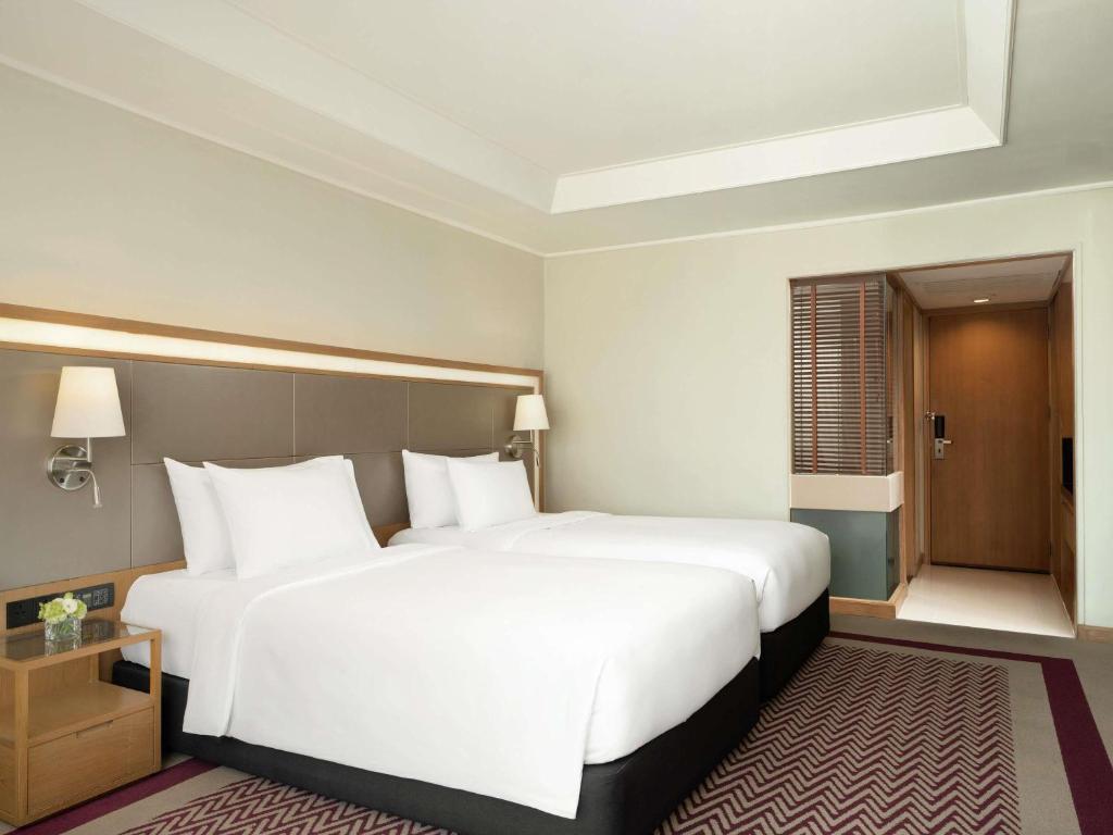 Grand Mercure Bangkok Atrium - Resim 11