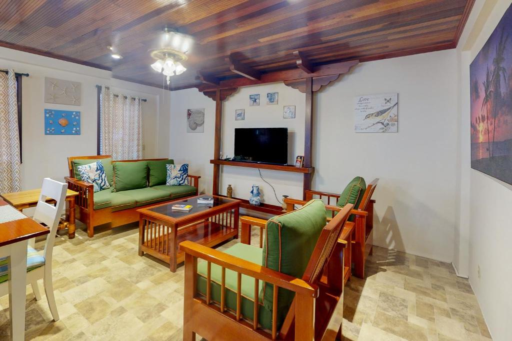 The Captain’s Suite at Hummingbird Home Suites Gold Standard Certified