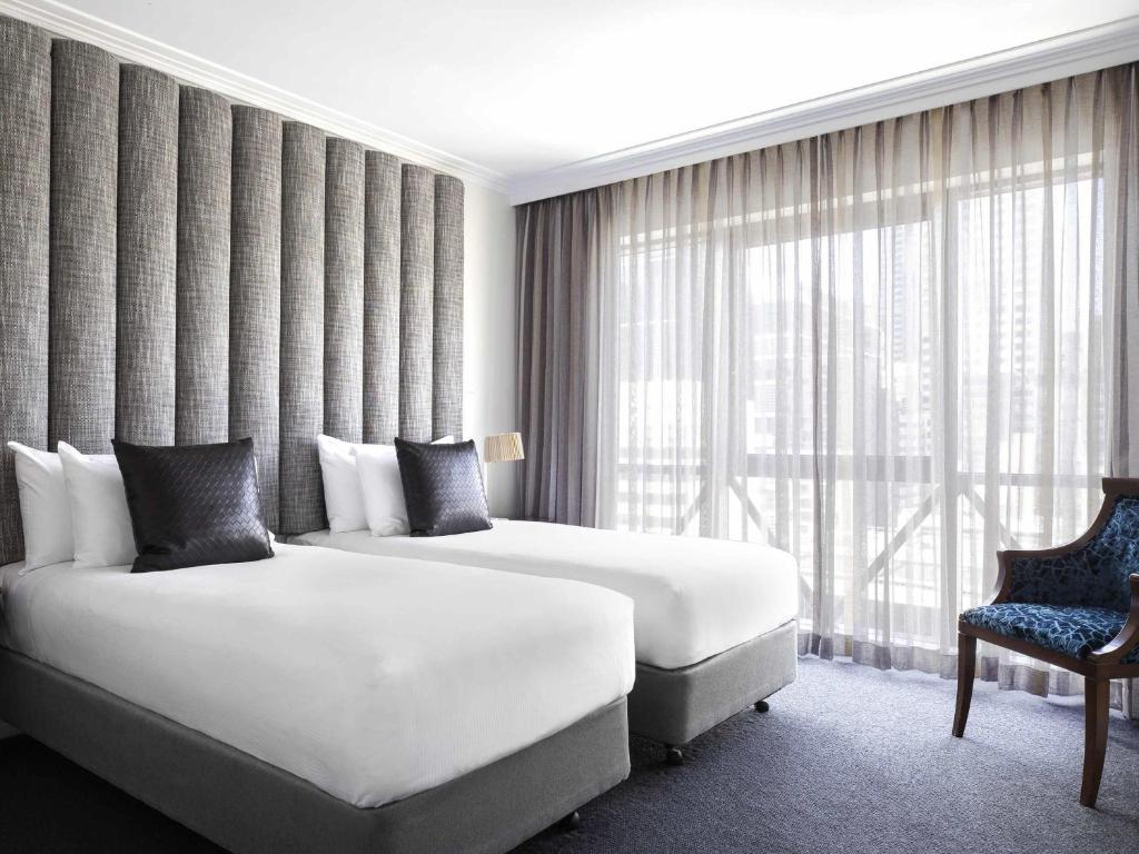 Mantra on Russell - Resim 17