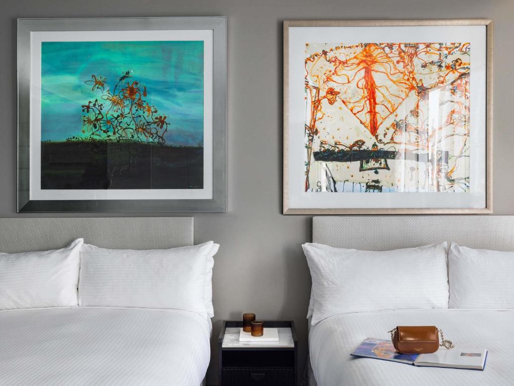 The Olsen Melbourne Art Series - Resim 7