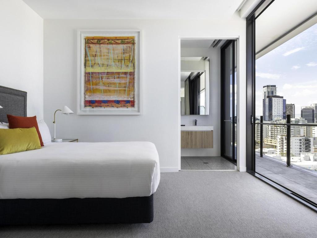 The Johnson Brisbane - Art Series - Resim 17