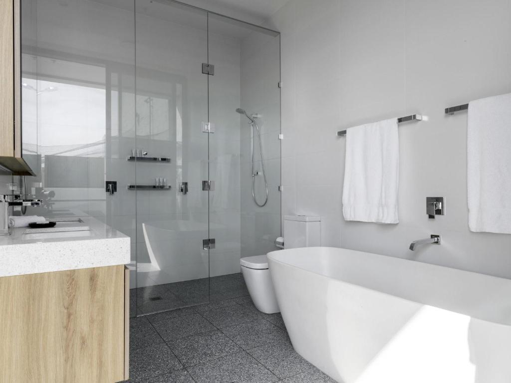 The Johnson Brisbane - Art Series - Resim 23