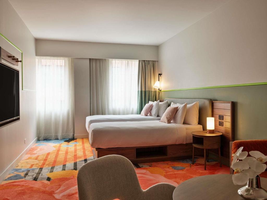 The Clarence Hotel Sydney - Resim 18