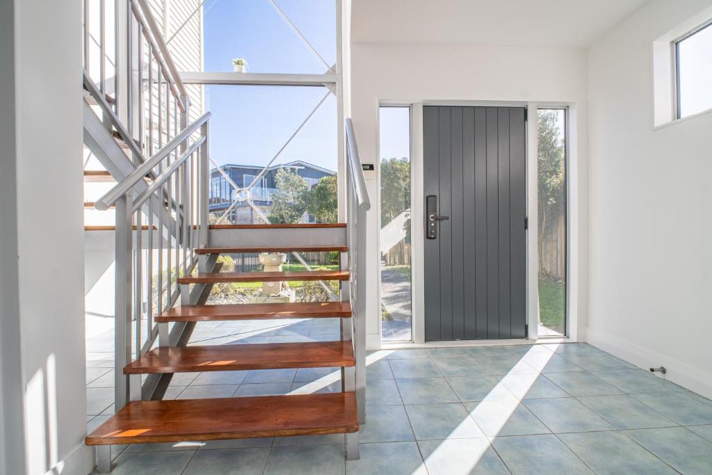 Seaview Home in Khandallah - Resim 34