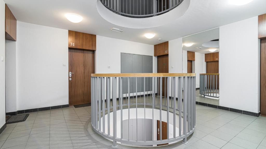 Maya's Flats & Resorts 24 - Hollywood - Resim 18