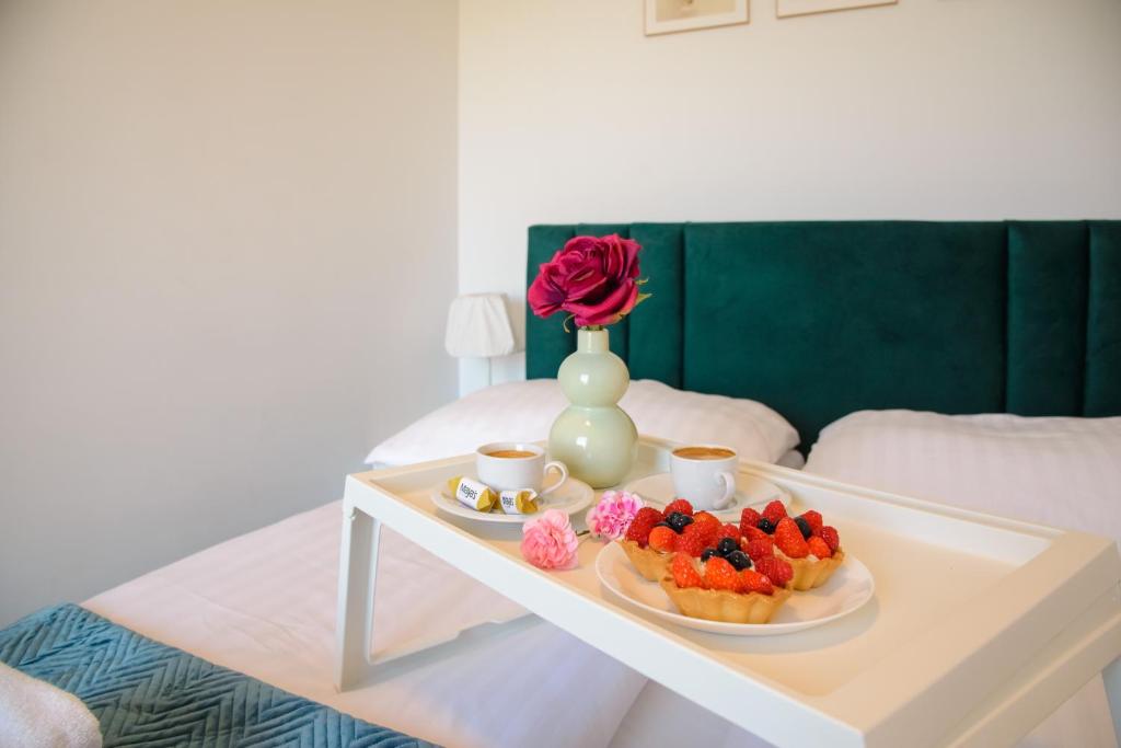 Maya's Apartments - 12