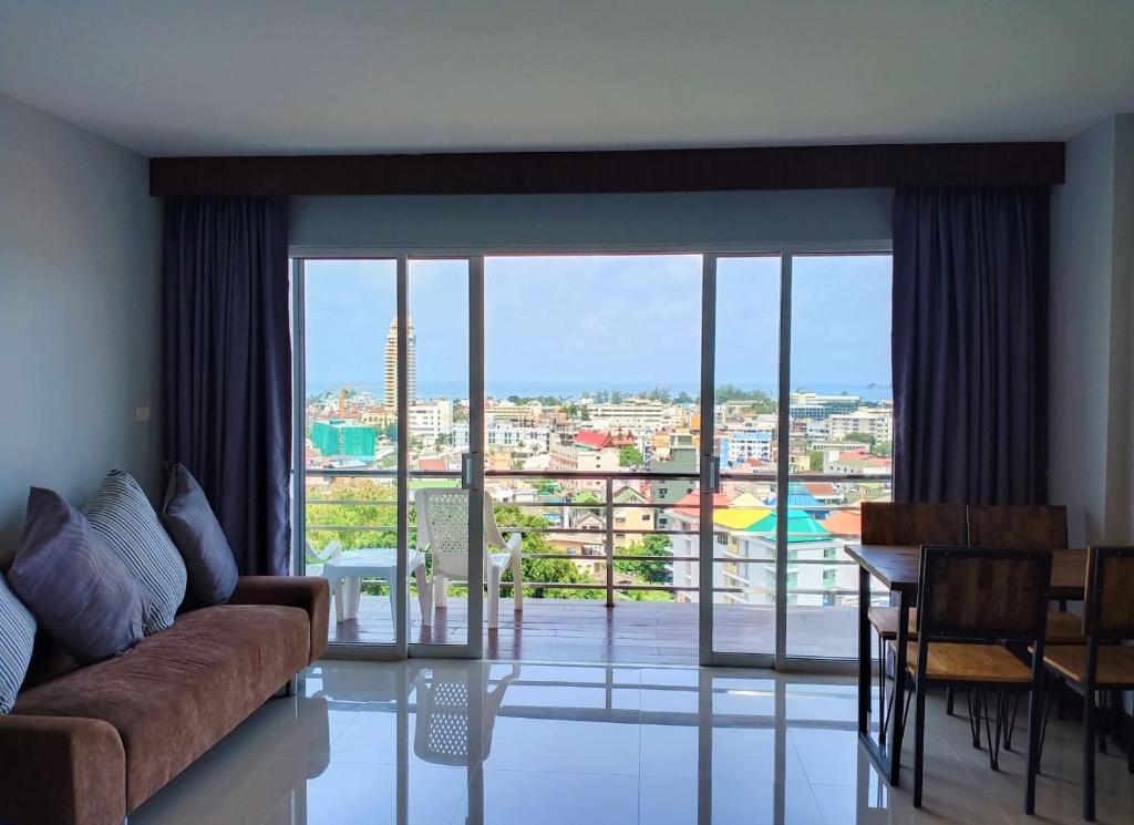 
Standard Triple Room with Sea View
