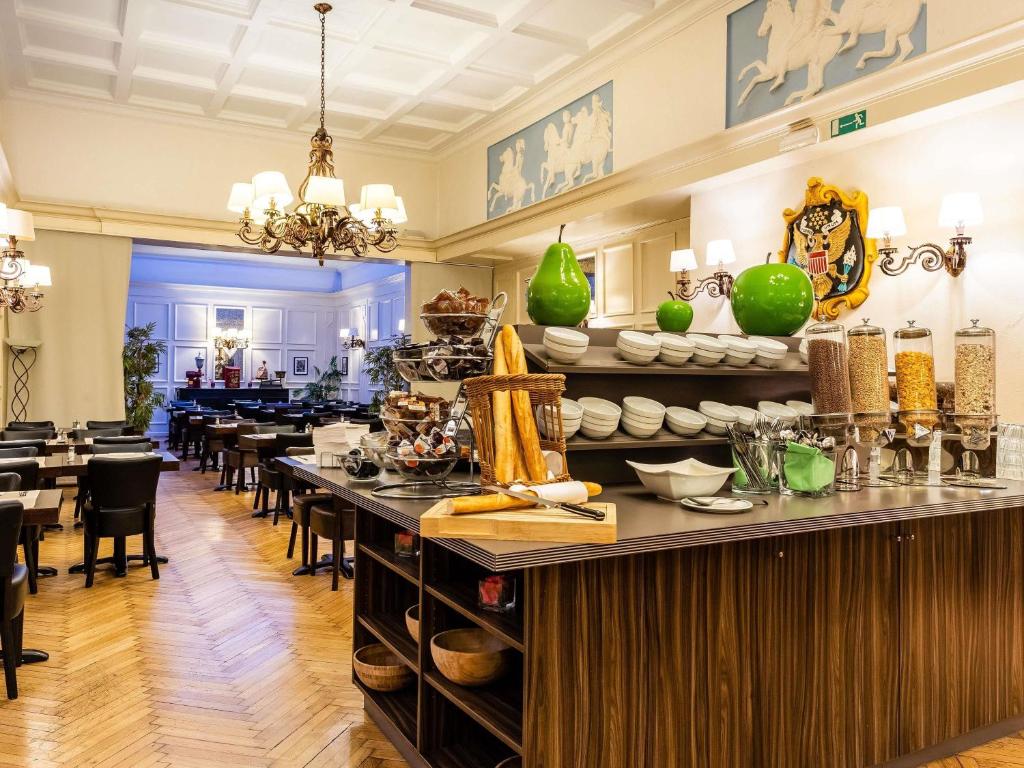 Hotel des Colonies Brussels by Mercure - Resim 42