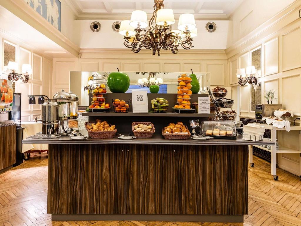 Hotel des Colonies Brussels by Mercure - Resim 43