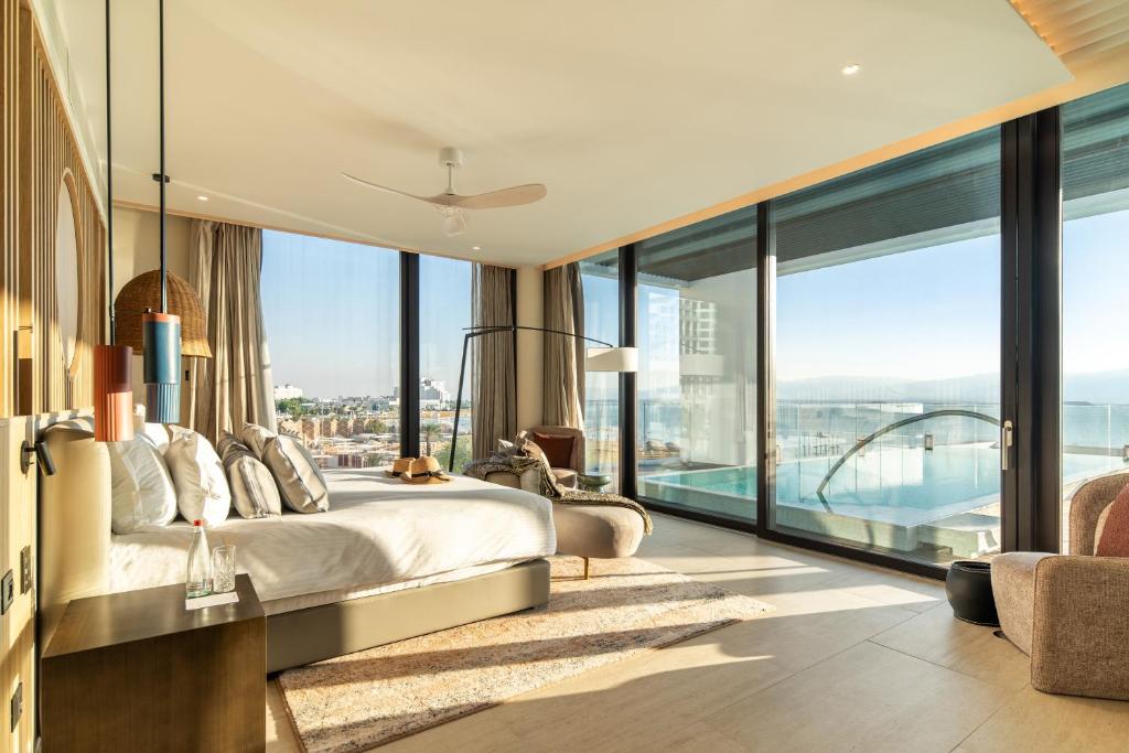Beachfront · Private Beach Kayma by Isrotel Exclusive - Suite Presidencial