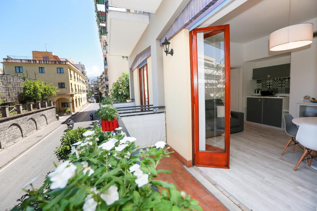 Balkón nebo terasa v ubytování Flower Suites Sorrento