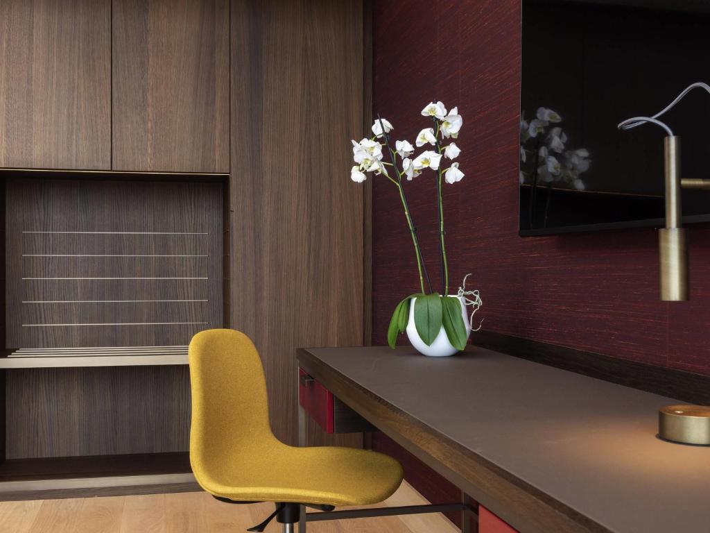 Mövenpick Hotel Basel - Resim 36