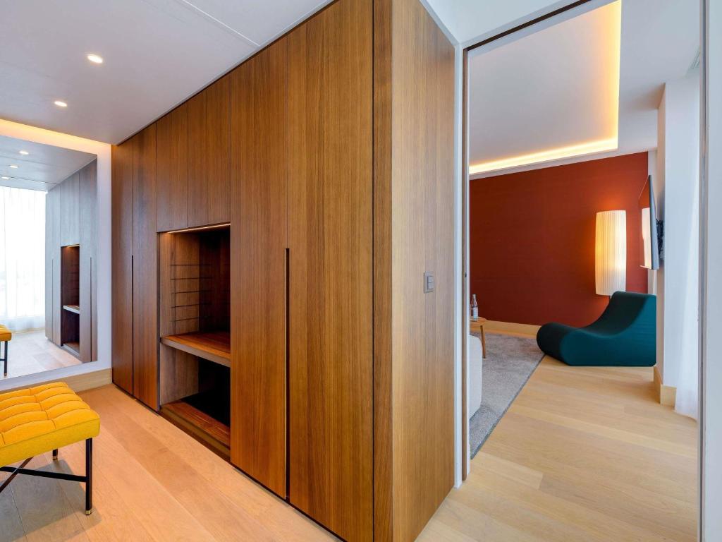 Mövenpick Hotel Basel - Resim 38