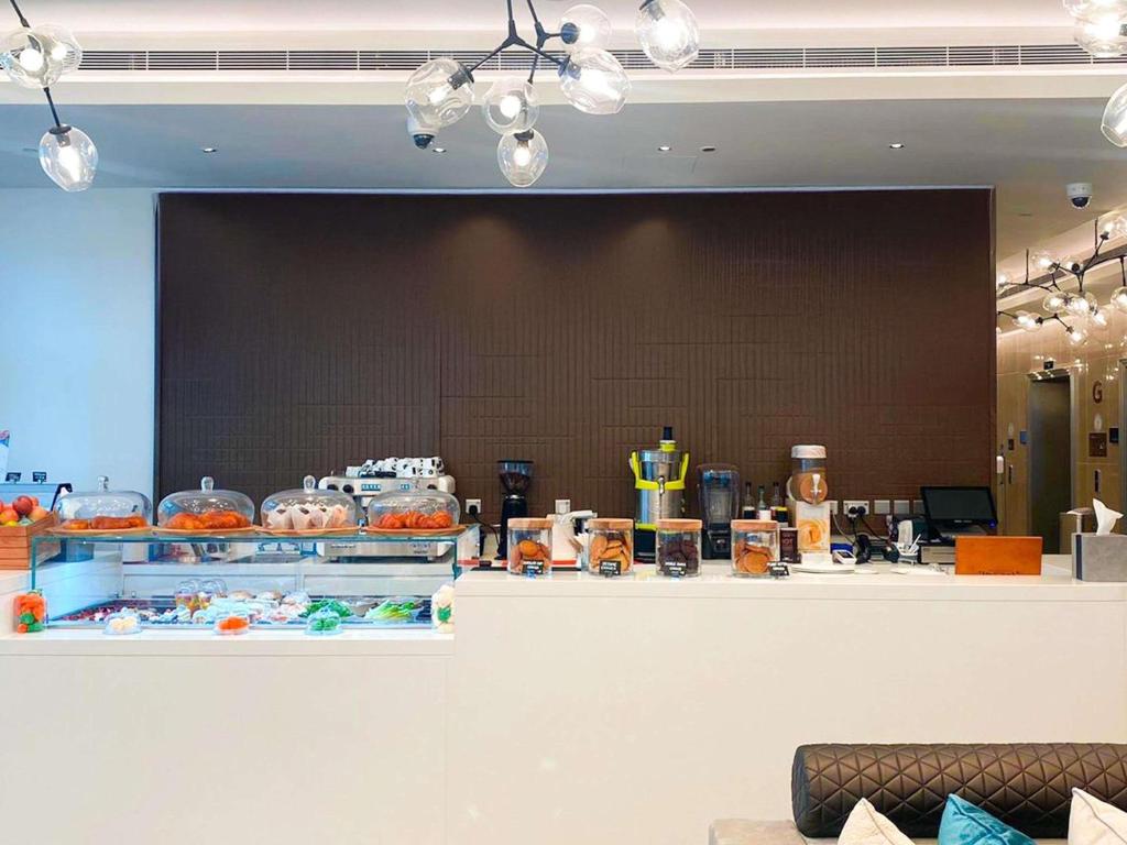 Novotel Dubai Gold District - Resim 24