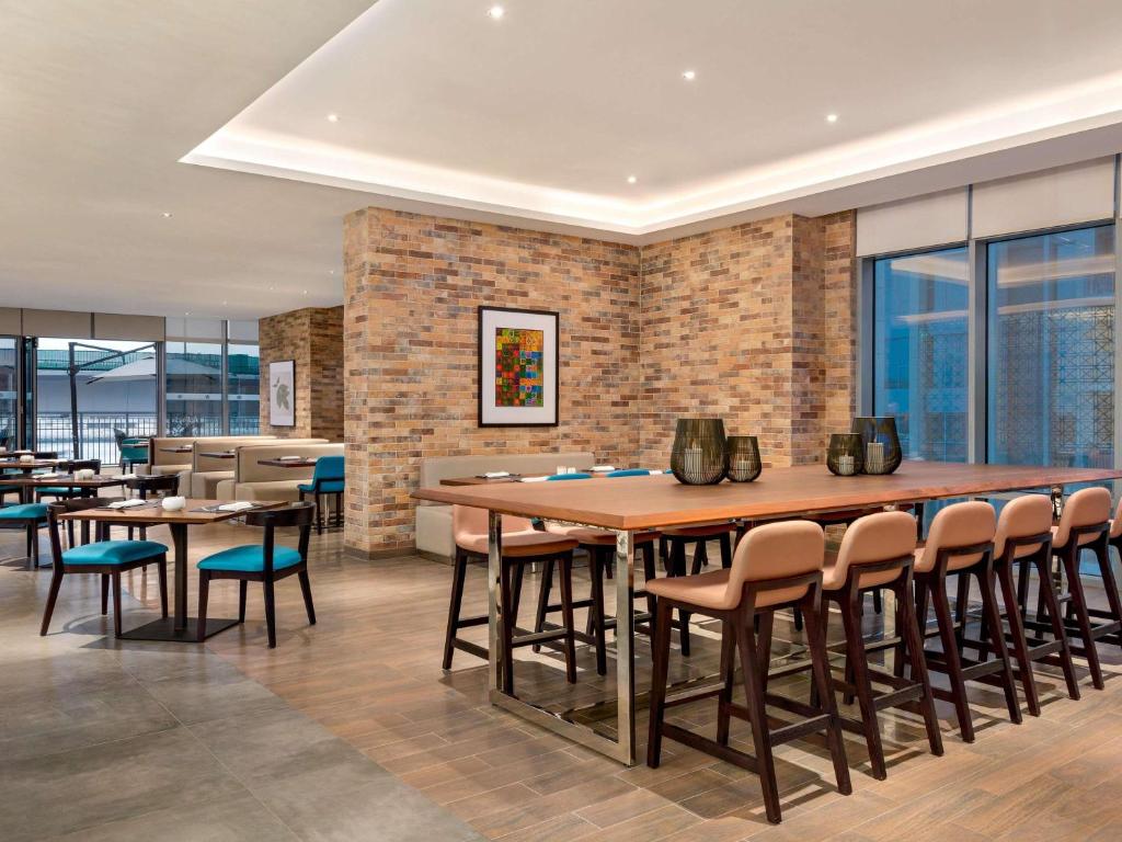 Novotel Dubai Gold District - Resim 32