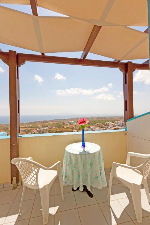 A balcony or terrace at Villa Stella