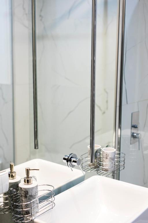 Maya's Flats & Resorts 44 - 3 rooms apartment on C - 6