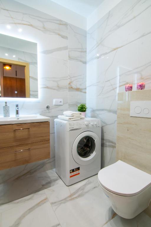 Maya's Flats & Resorts 48 - Szafarnia - 6