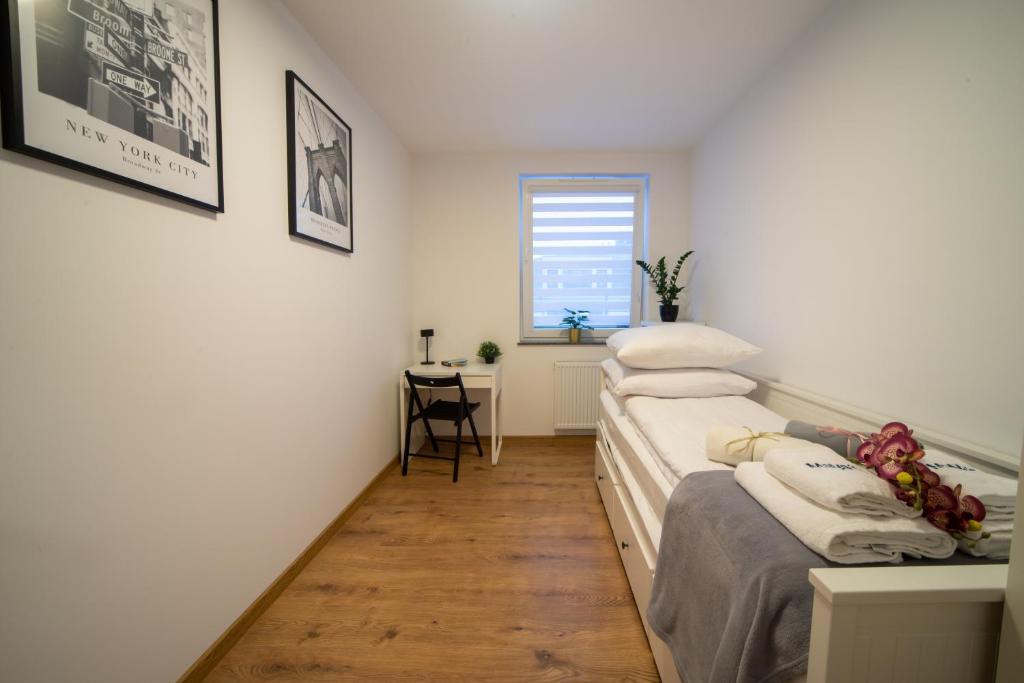 Maya's Flats & Resorts 49 - spacious 3 rooms apart - 3